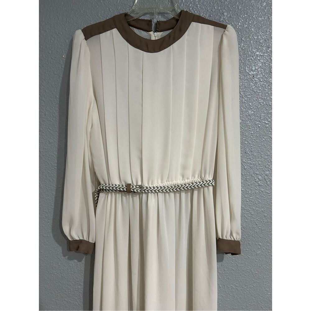 Dress Off White with taupe trim Perfect Second wedding dress or MIL dress NWOT B